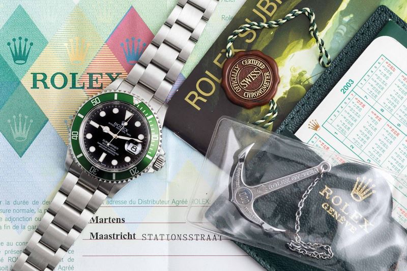 ROLEX - Submariner ref. 16610LV “Fat 4” , seriale F, completo di scatola,  garanzia e corredo, 2003\u003cbr\u003eROLX 16610 LV FLAT FOUR - Asta Orologi da Polso  e da Tasca - Cambi Casa d'Aste