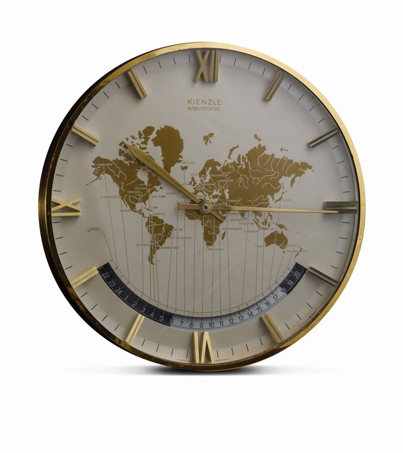 KIENZLE - World Time, orologio in ottone dorato, con ore del mondo,  apertura per le 24 ore e indicazione del giorno e della notte. - Asta  Orologi da Polso e da Tasca -