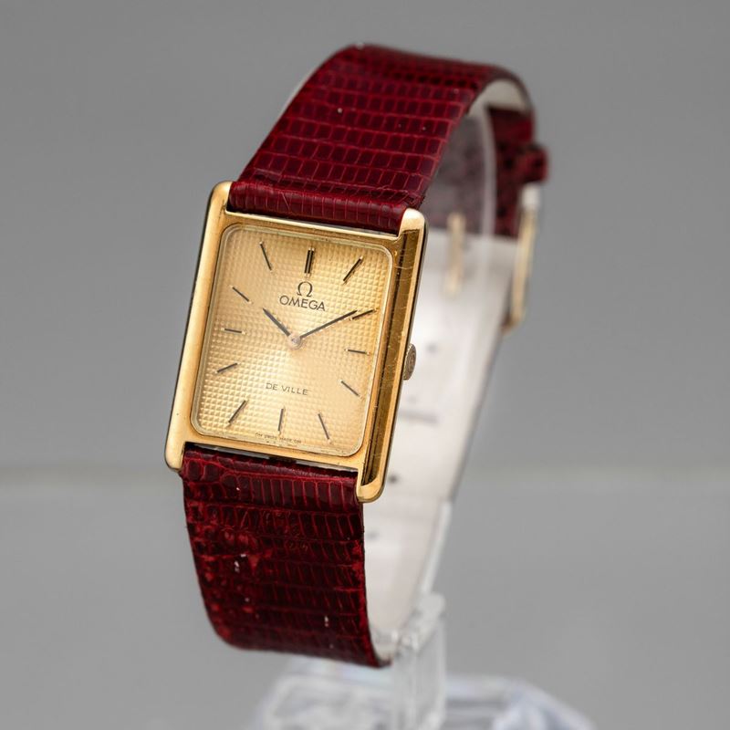 OMEGA - De Ville carica manuale con cassa rettangolare in oro 18k,  quadrante champagne guillochè - Auction Wrist and Pocket Watches - Cambi  Casa d'Aste