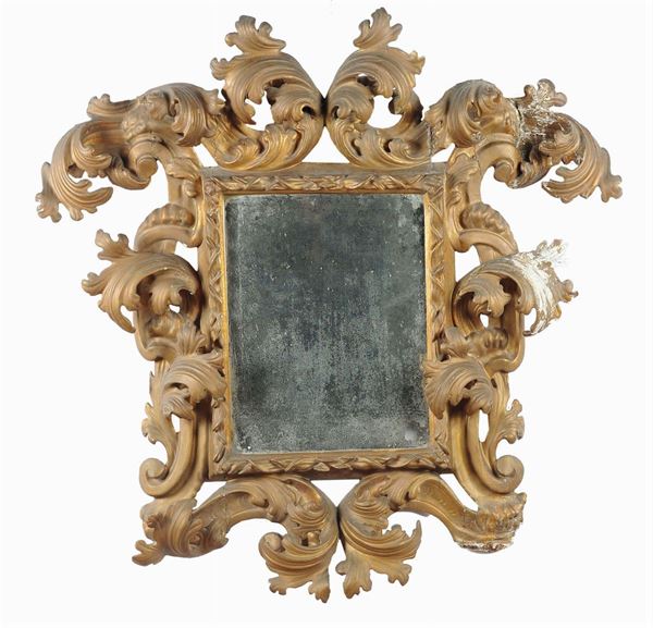 Specchiera in legno intagliato e dorato, XVII secolo