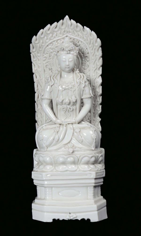Guanyin in porcellana Blanc de Chine Dehua, Cina, Dinastia Qing, XIX secolo