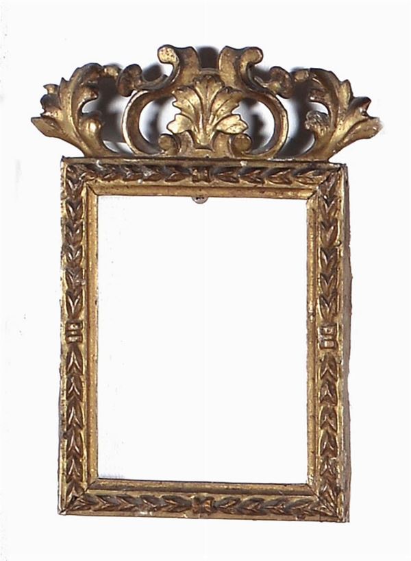 Piccola cornice intagliata e dorata, XVIII secolo