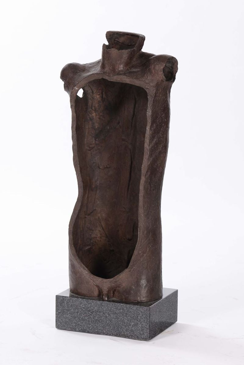 Anonimo scultore del XX secolo<br>Torso  - Asta Arredi e Oggetti d'Arte da Importanti Collezioni Private - Cambi Casa d'Aste