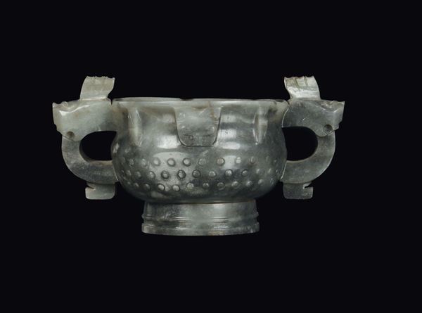 Incensiere di forma arcaica in giada, Cina, Dinastia Ming, XV secolo