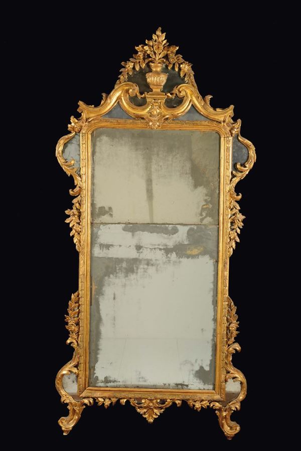 Specchiera in legno intagliato e dorato, Genova, ottavo decennio del XVIII secolo