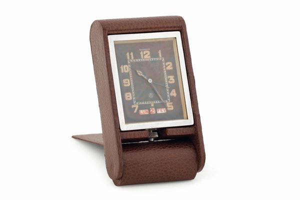 Jaeger LeCoultre, Desk Clock, Patent No. 365884, orologio da tavolo in acciaio cromato con allarme e triplo calendario, riserva di carica di 8 giorni. Realizzato intorno al 1938