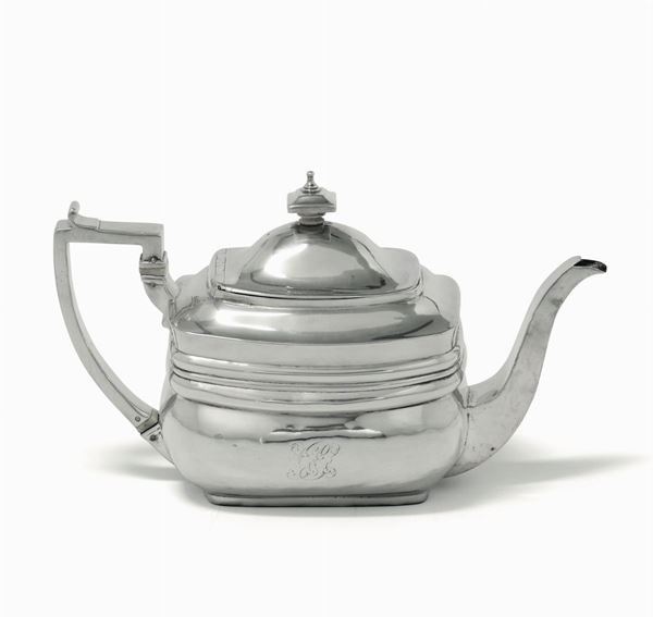 A silver teapot, London 1810, silversmiths Peter and Wm. Bateman