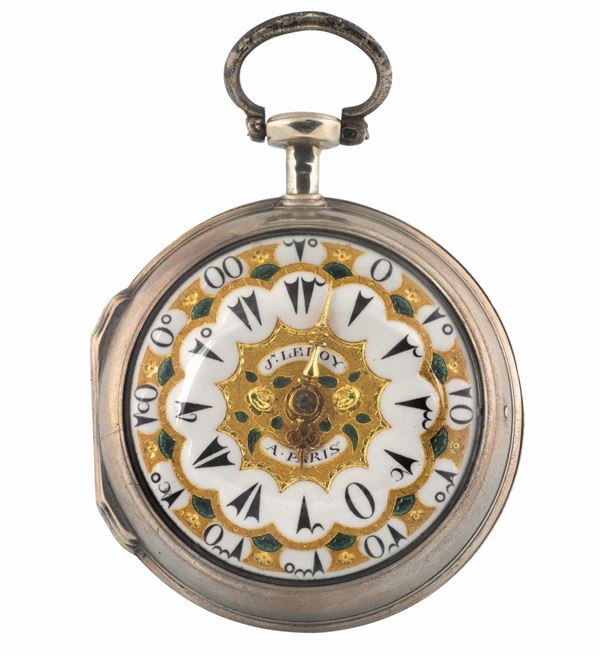 J.Leroy, A.PARIS, orologio da carrozza, in argento e smalti, a ribalta, scappamento a verga. Realizzato nel 1780 circa per il mercato turco.