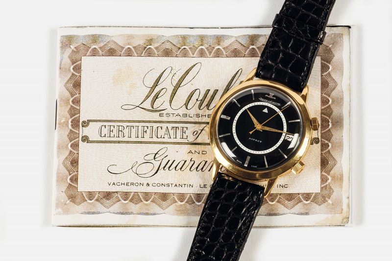 JAEGER LECOULTRE, Memovox, for Asprey, Chocolate Dial, very rare, oversize, self-winding, 18K yellow gold wristwatch  with date, alarm and gold plated buckle. Accompanied by the Guarantee. Made circa 1950  - Auction Watches and Pocket Watches - Cambi Casa d'Aste