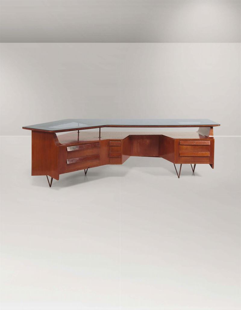 A large wooden and glass table with brass details  - Auction Design - II - Cambi Casa d'Aste