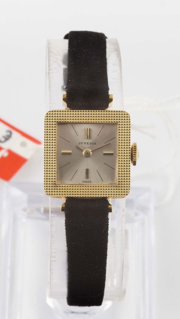 JUVENIA, orologio da polso, da donna, in oro giallo 18K, a carica manuale. Accompagnato da scatola e Granzia. Realizzato nel 1960 circa