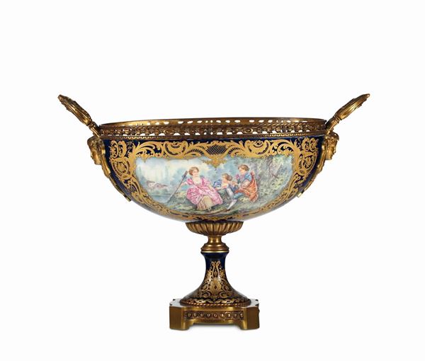 Grande coppa Francia, Porcelaine de Paris, fine del XIX secolo