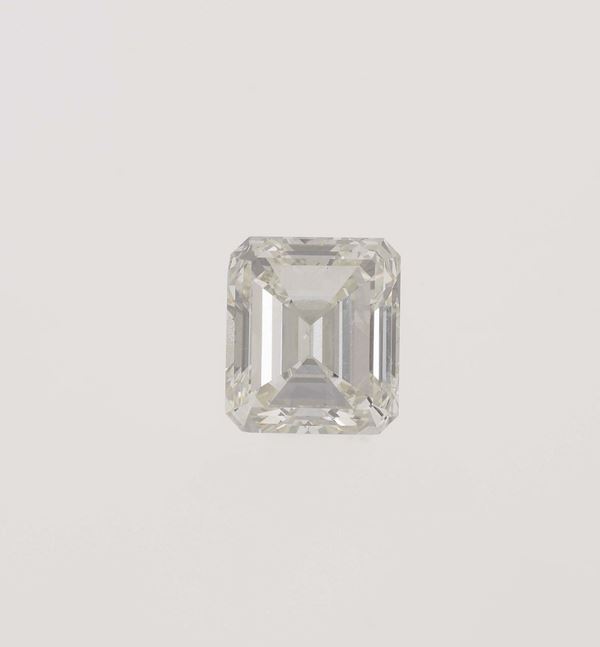 Unmounted emerald-cut diamond weighing 6.10 carats