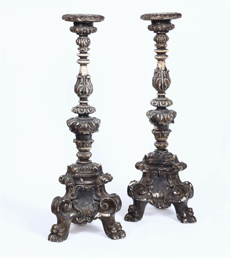 Coppia torciere in legno intagliato e argentato, XVIII-XIX secolo  - Asta Antiquariato - Cambi Casa d'Aste