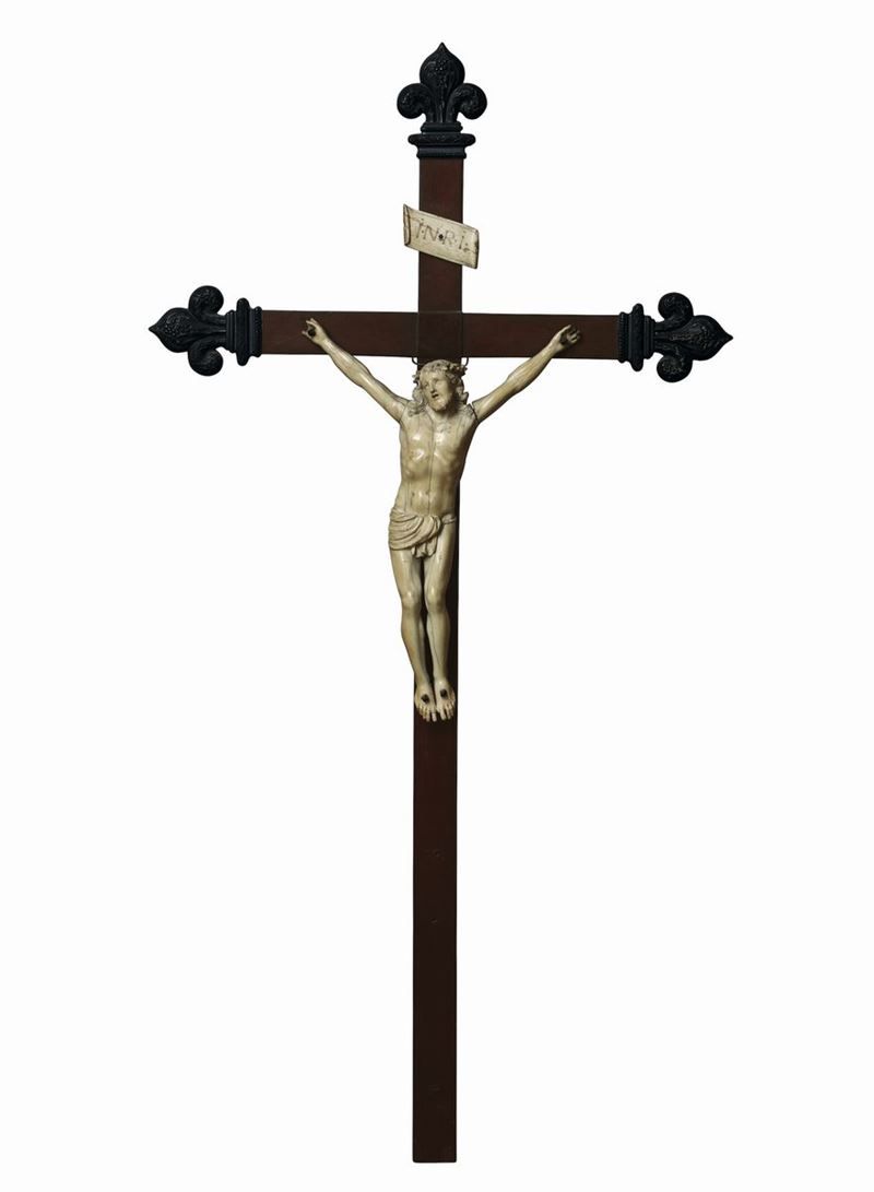 Crocifissione con Cristo in avorio, arte italiana o francese del XVIII secolo  - Auction Fine Art - Cambi Casa d'Aste