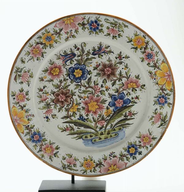 Coppia di piatti in maiolica, C.a.m. (Ceramiche Artistiche Mastrogiorgio) Gubbio, 1932-1955