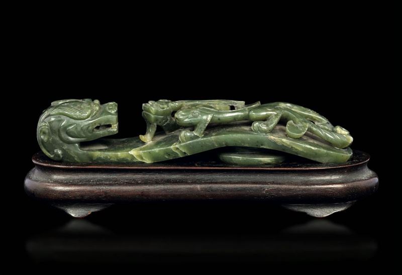 A jade buckle, China, Qianlong period  - Auction Oriental Art - Cambi Casa d'Aste