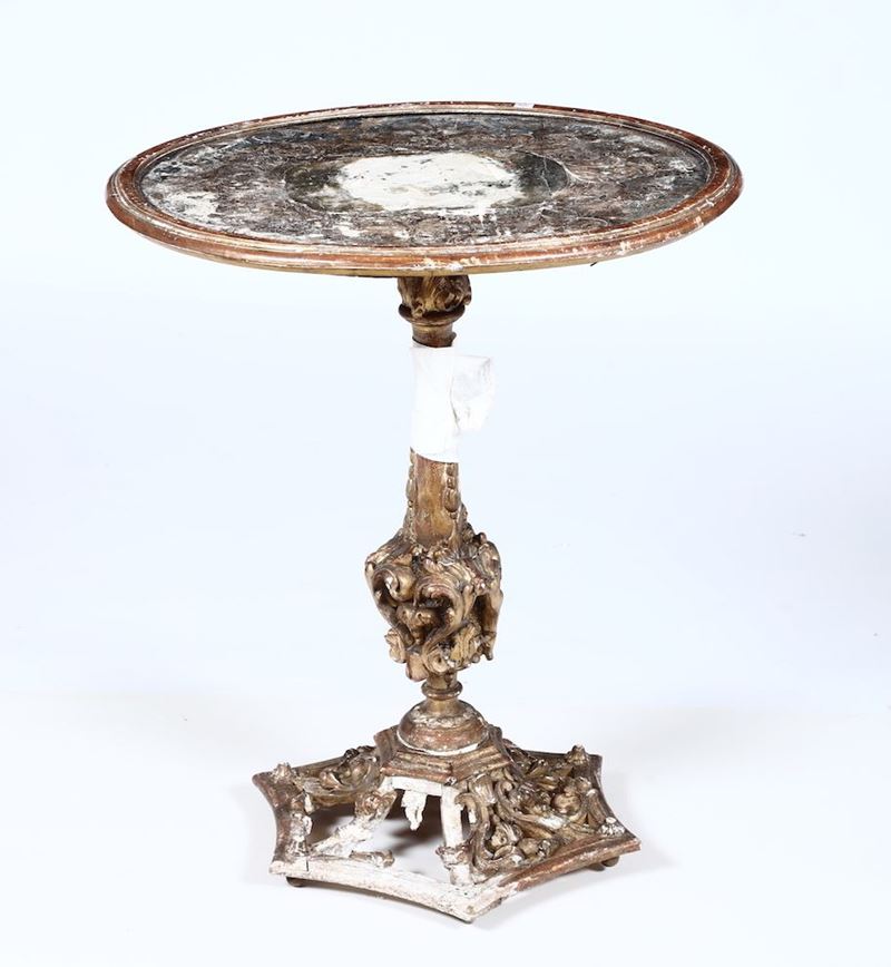 Tavolino da centro in legno intagliato e dorato, XIX secolo  - Asta Arredi, Dipinti e Oggetti d'Arte - Cambi Casa d'Aste