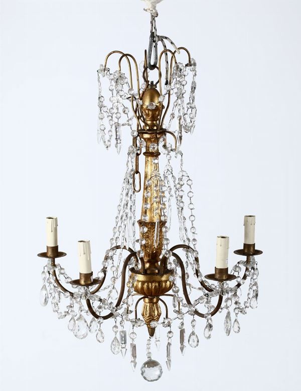 Lampadario a 5 luci in legno dorato e cristalli, XIX secolo
