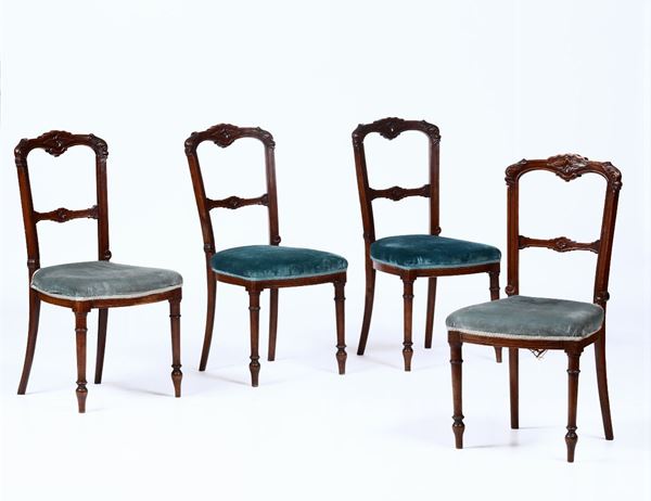 Quattro sedie in legno intagliato, XIX secolo
