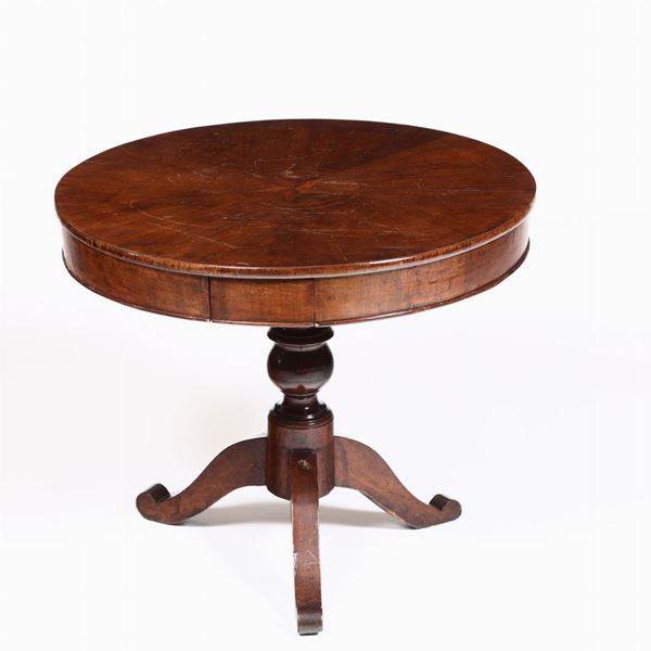 Tavolino circolare legno lastronato ed intarsiato, XIX secolo