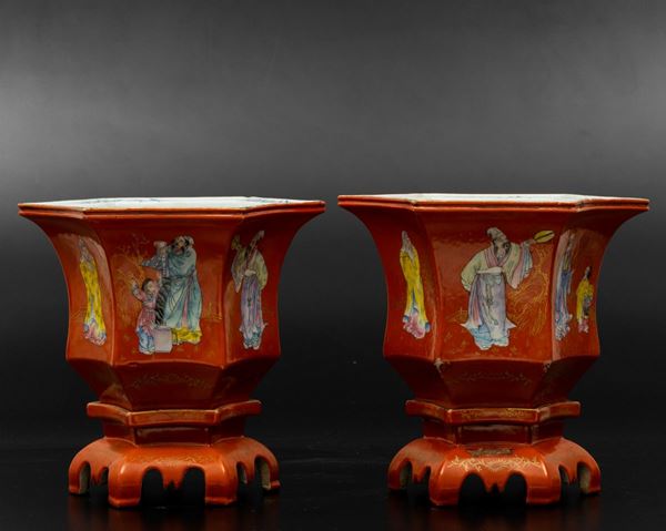 Two porcelain flower pots, China, Qing Dynasty