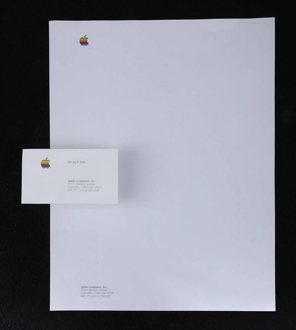 Biglietto da visita di Steve Jobs e 1 foglio di sua carta intestata
