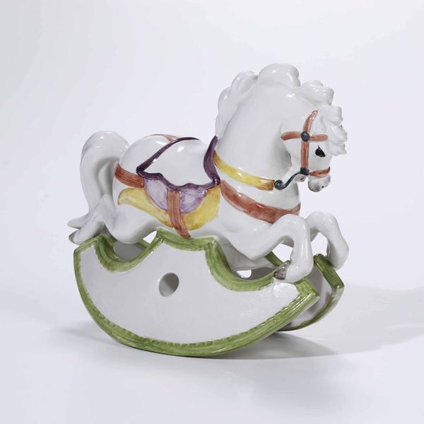 Figura di cavallo a dondolo  Bassano del Grappa, manifattura Ronzan, 1968 - 1996