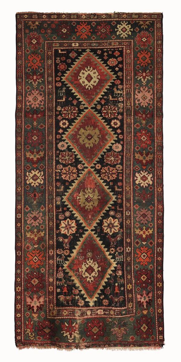 Lotto di due tappeti uno Shirvan Caucaso fine XIX inizio XX secolo, l’altro Persia inizio XX secolo
