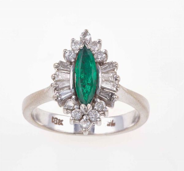 Anello con smeraldo Brasile e diamanti