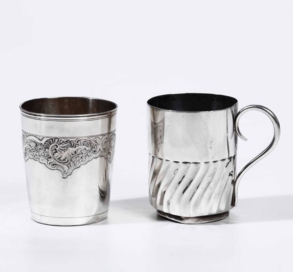 Boccale e bicchiere in argento. Boccale bolli di importazione francese XIX-XX secolo. Bicchiere Asburg XVIII secolo (1763?)