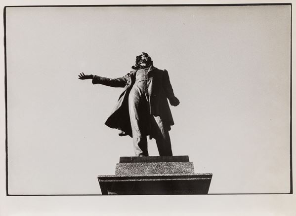 Ugo Mulas (1928-1973) Statua dedicata ad Aleksandr Sergeevic Puskin