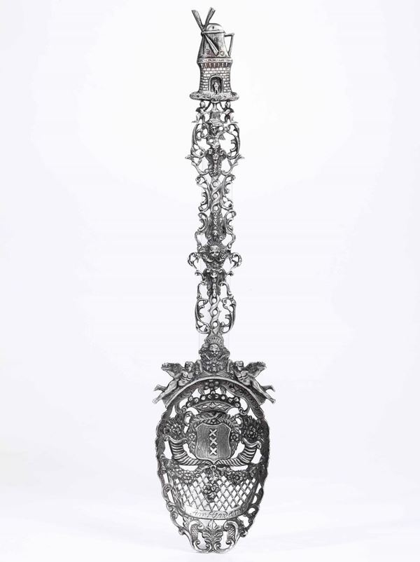 Cucchiaio da cerimonia in argento, probabilmente Olanda XIX-XX secolo