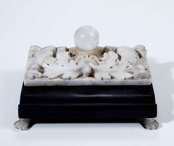 Calamaio in marmo bianco con palla in cristallo