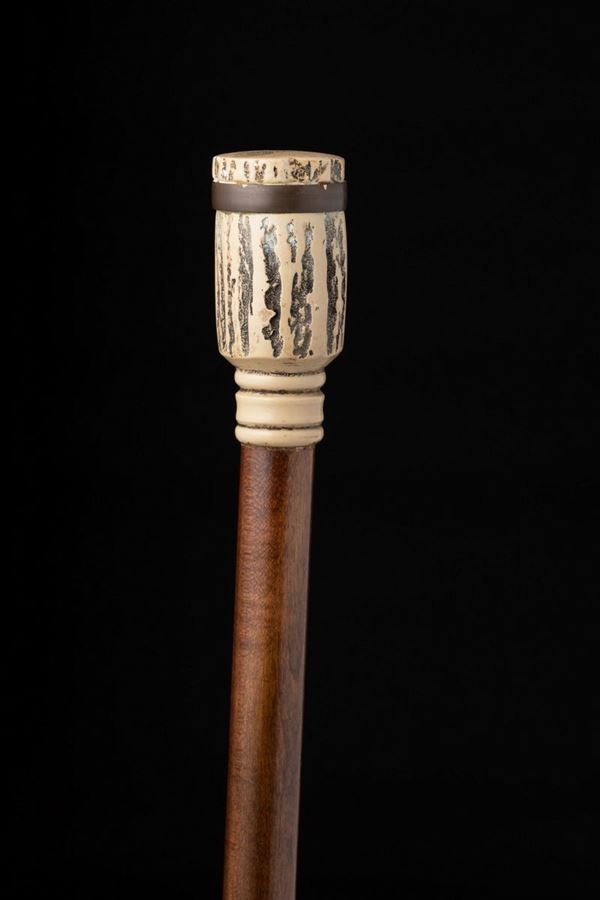 Bastone animato in corno. Fine XIX secolo