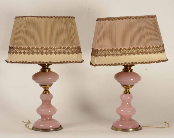 Due lampade da tavolo in vetro rosa