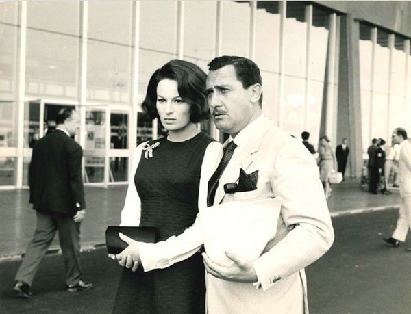 Alberto Sordi e Silvana Mangano