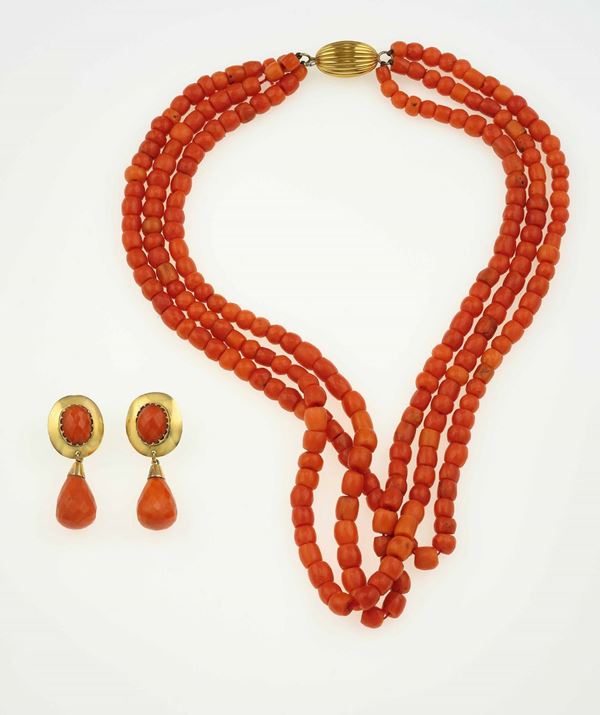 Coral and gold demi-parure