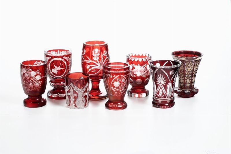 Sette bicchieri con motivi vegetali stilizzati<BR>Boemia, XIX e inizio XX secolo<BR>  - Auction Majolica, Porcelain and Glass | Cambi Time - Cambi Casa d'Aste