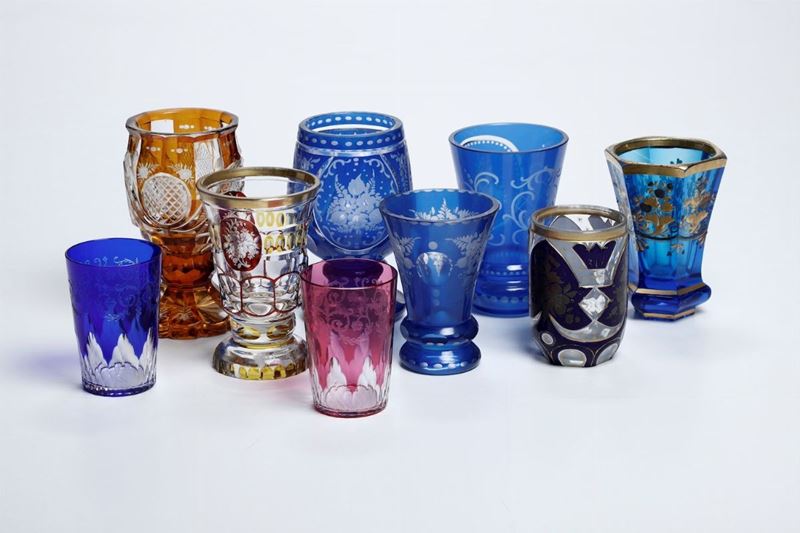 Nove bicchieri con motivi vegetali<BR>Boemia, XIX-XX secolo<BR><BR>  - Auction Majolica, Porcelain and Glass | Cambi Time - Cambi Casa d'Aste