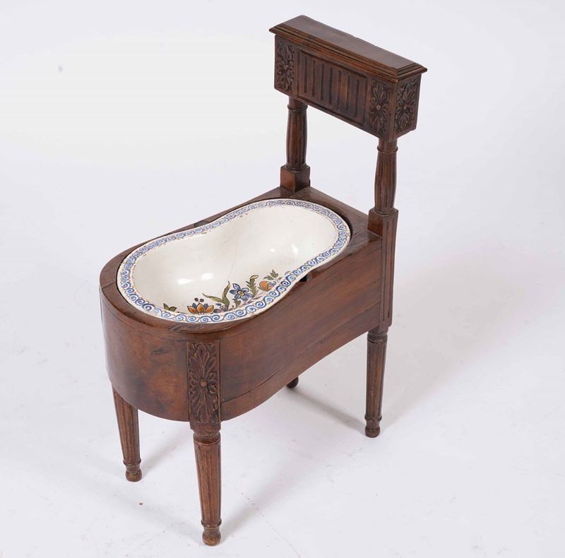 Bidet in legno e ceramica policroma, XIX secolo  - Asta Antiquariato Giugno | Cambi  [..]