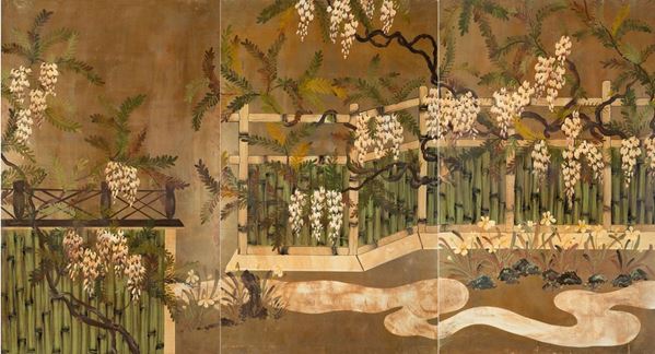 Tre pannelli in legno laccato e dorato raffiguranti vedute di giardini fioriti, Giappone, periodo Meiji  [..]