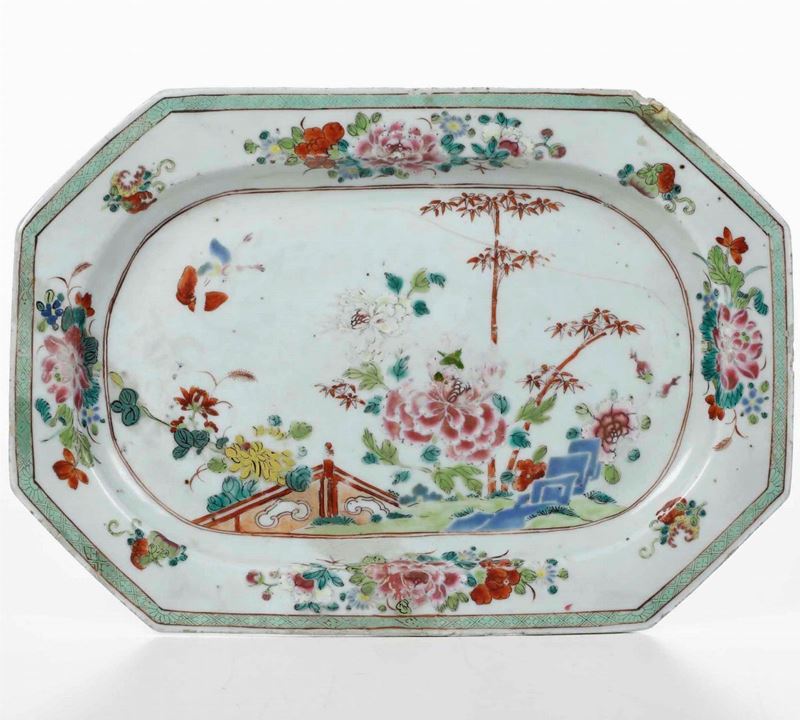 Vassoio in porcellana Compagnia delle Indie, XVIII secolo  - Auction Antique June  [..]