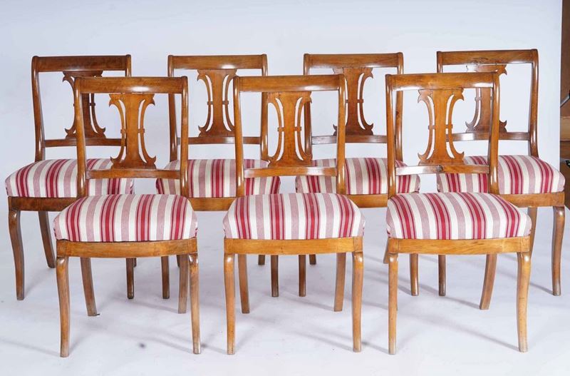 Sette sedie in ciliegio. XIX secolo  - Asta Antiquariato Giugno | Cambi Time - Cambi  [..]