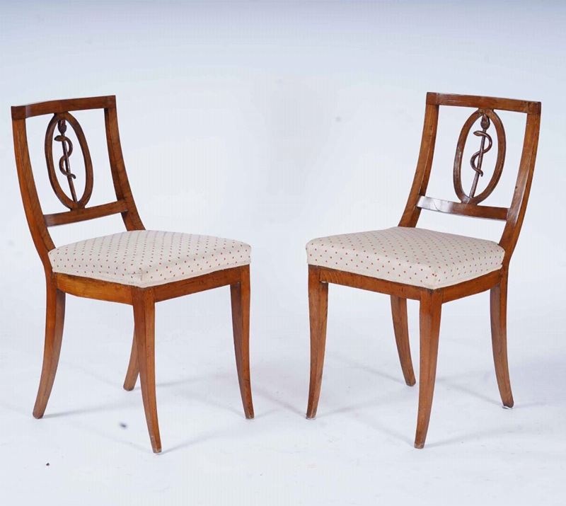 Coppia di sedie in ciliegio. XIX-XX secolo  - Asta Antiquariato Giugno | Cambi Time - Cambi Casa d'Aste