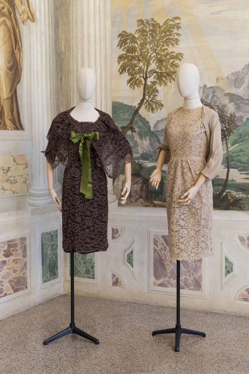 Two lace evening gowns, Giunta Milano, 1960s  - Auction Villa di Maser - Cambi Casa  [..]