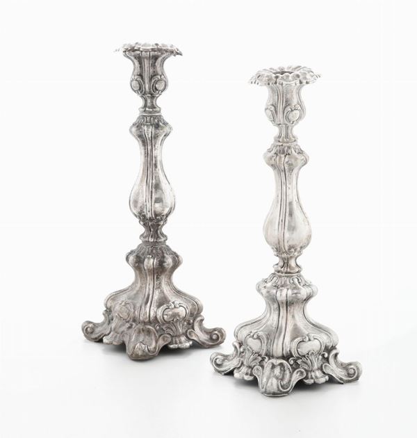 Coppia di candelieri in argento. Impero austro ungarico XIX secolo