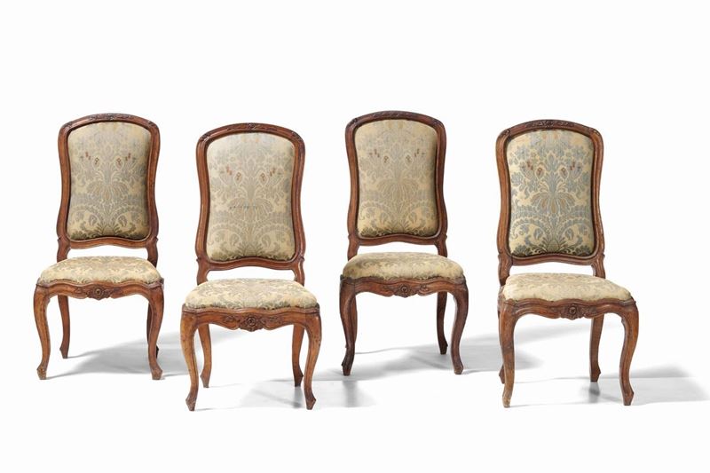 Quattro sedie Luigi XV in noce. Genova, XVIII secolo  - Auction Dimore italiane | Cambi Time - Cambi Casa d'Aste