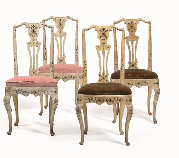 Quattro sedie in legno laccato. Veneto XVIII secolo