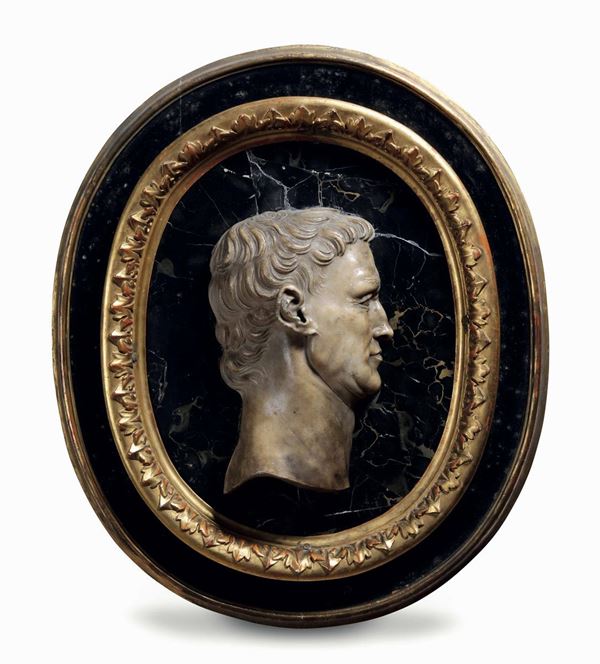 Profilo di imperatore. Marmo bianco e portoro. Arte italiana del XVI-XVII secolo